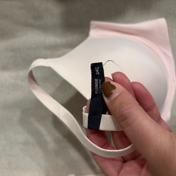 NWOT Aerie smoothiez push up plunge bra in light pink - Picture 3 of 4